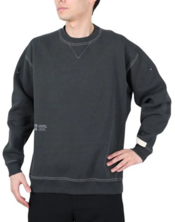 new-balance-black-crewneck-pullover-sweatshirt-with-print-design-amt-25019-phm