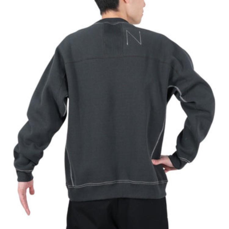 Shop 新百伦黑色印花设计圆领套头卫衣 AMT25019-PHM