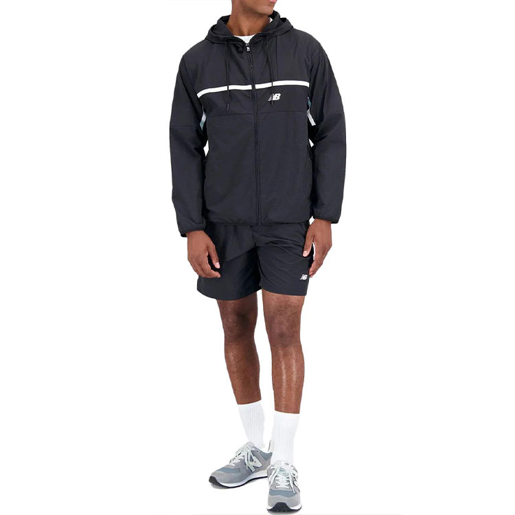Lookbook New Balance 黑色标志印花连帽夹克 MJ31500-BK