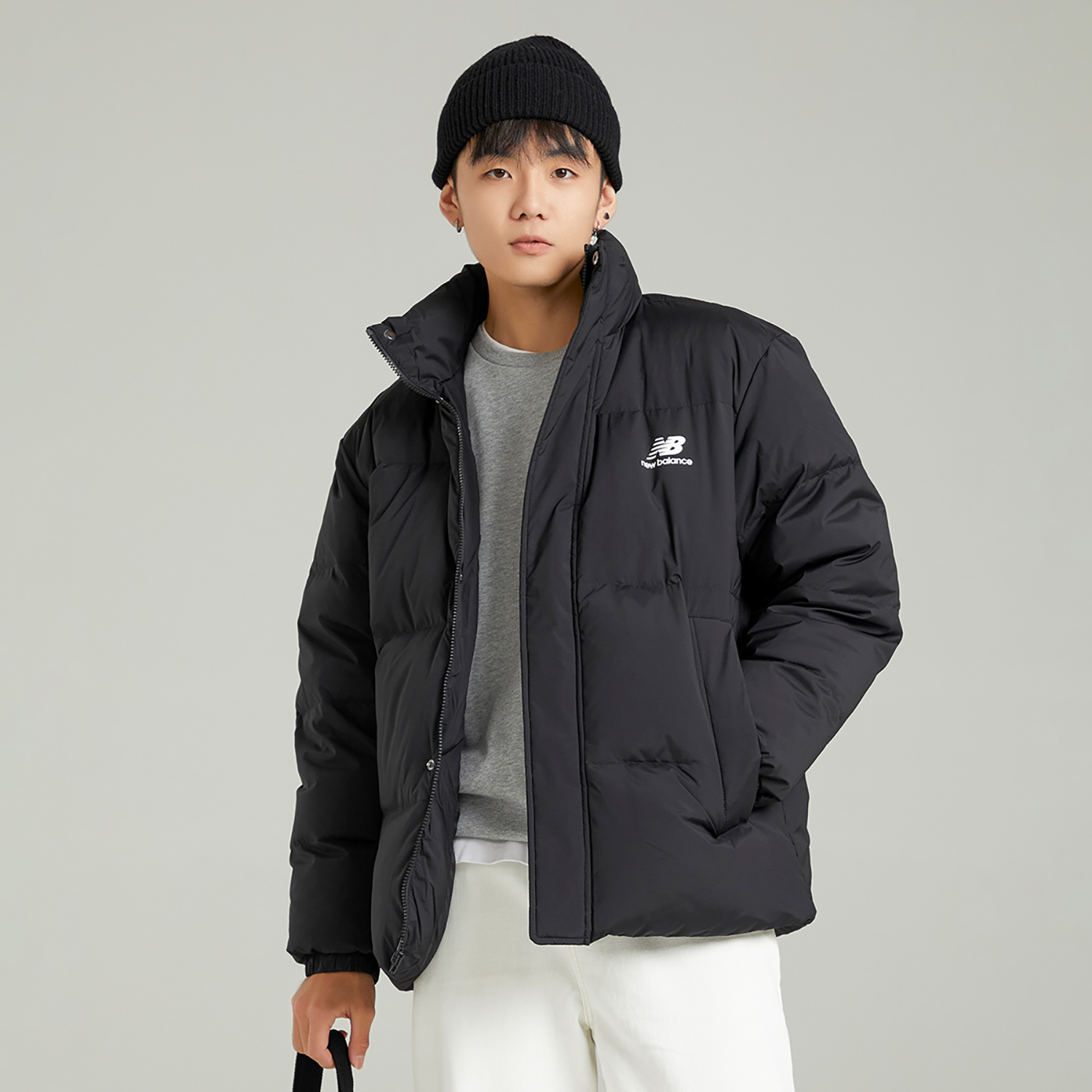 Cheap New Balance Jaket Musim Sejuk Unisex Kalispel Tahan Angin Cetakan Logo Hitam. AMJ24359-BK