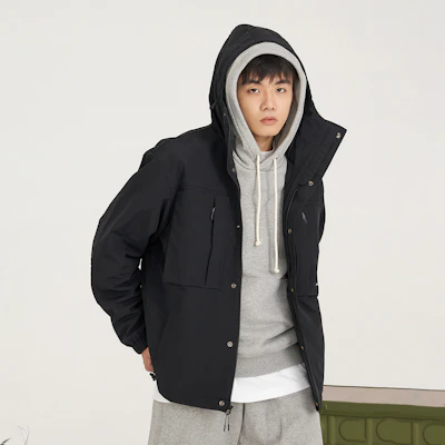 ニューバランス ブラック アウトドア 多機能ポケット フード付き ユーティリティジャケット AMJ31304-BK Sizing ニューバランス ブラック アウトドア 多機能ポケット フード付き ユーティリティジャケット AMJ31304-BK