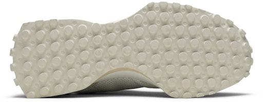 New Balance Casablanca x 327 '理想主義者 - 奶油綠' MS327CBA Shop New Balance Casablanca x 327 '理想主義者 - 奶油綠' MS327CBA