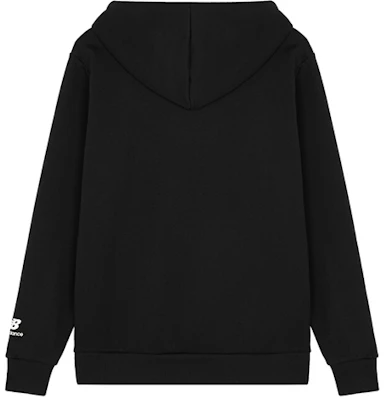 Sudadera Negra Casual con Capucha New Balance. AMT14317-BK Lookbook Sudadera Negra Casual con Capucha New Balance. AMT14317-BK