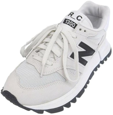 New Balance CDG x 1300 'Abu Hitam' MS1300JW Buy New Balance CDG x 1300 'Abu Hitam' MS1300JW
