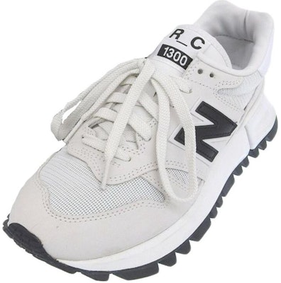 New Balance CDG x 1300 'Kelabu Hitam' MS1300JW Lookbook New Balance CDG x 1300 'Kelabu Hitam' MS1300JW