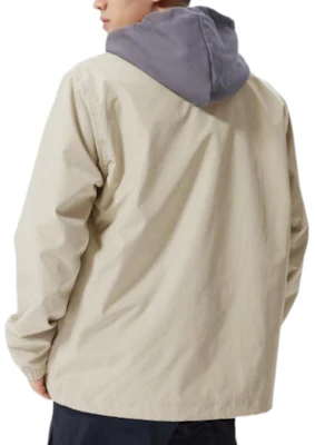 New Balance 經典常青款教練夾克卡其色 休閒男女外套 AMJ21551-PEB Shop New Balance 經典常青款教練夾克卡其色 休閒男女外套 AMJ21551-PEB