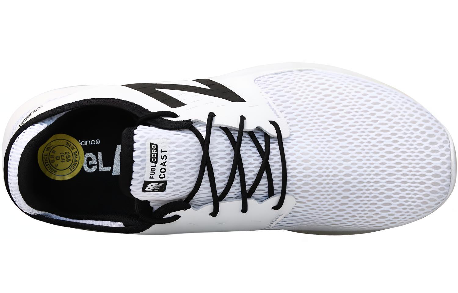 Shop New Balance NB Coast 低筒 跑步鞋 男女款 黑白色 簡約休閒