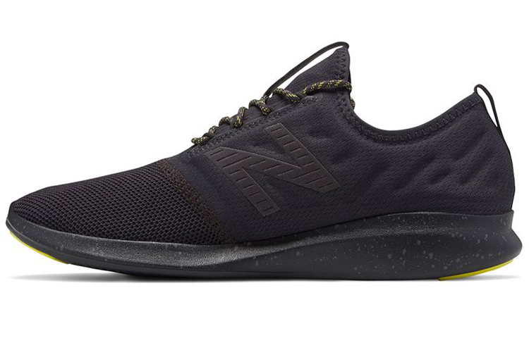 New Balance Coast v4 'Triple Black' MCSTLRP4