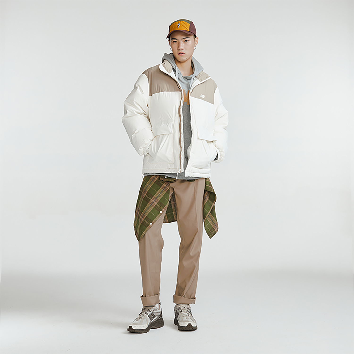 Purchase New Balance拼色冬季羽绒外套男女同款卡其色/白色 AMJ34304-CIC