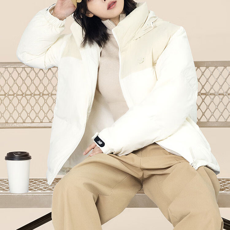 Purchase New Balance Colorblock Zipped Puffer Jacket Unisex White Warm & Cozy. NPD49011-WT