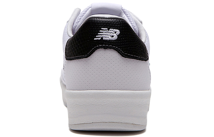 Shop New Balance CRT300 Blanc/Noir CRT300GH