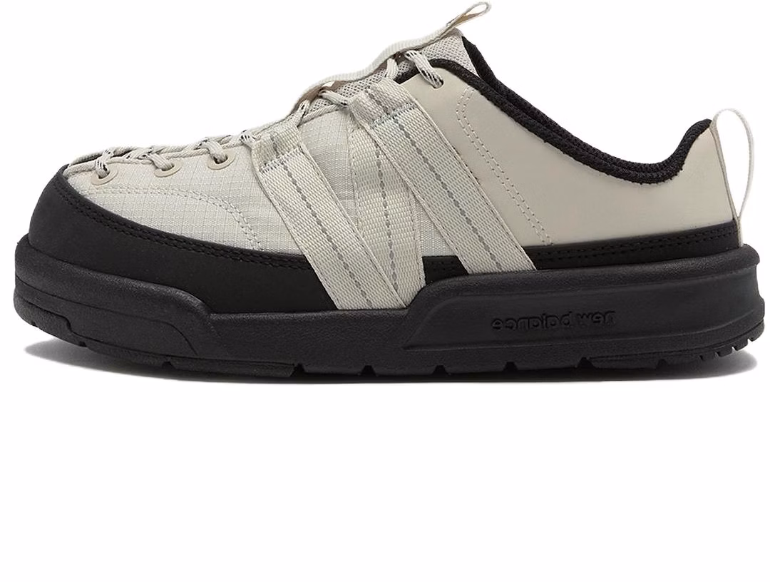 new-balance-crv-mule-white-black-sd-3205-ib-3