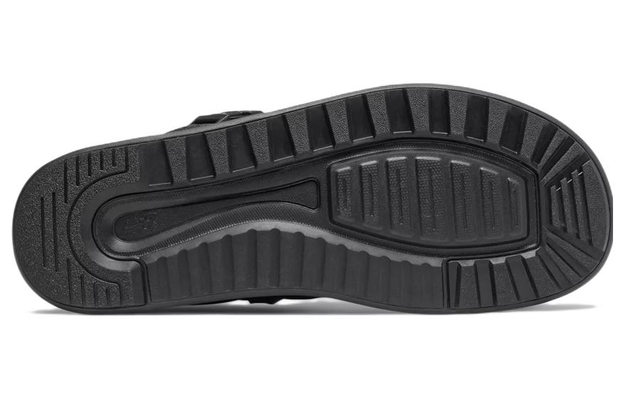 Shop ニューバランス CRVN MOC ミッドカット「ブラック」SUFMMOCB SUFMMOCB