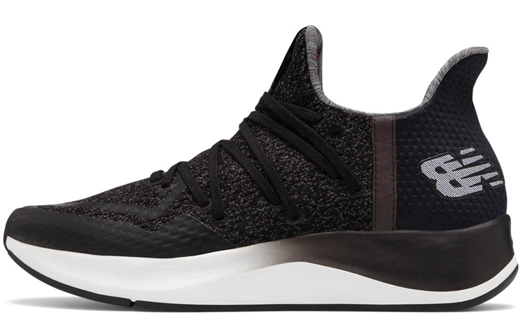 Buy New Balance Cypher V2 D '黑色' 运动鞋 MSRMCLK2