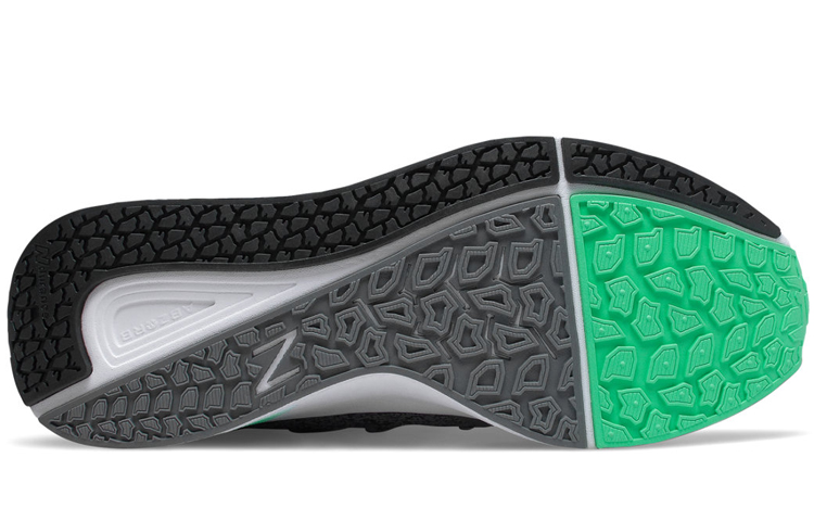 Shop ニューバランス Cypher V2 D グレーグリーン MSRMCLG2