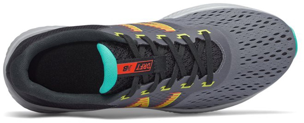 뉴발란스 드리프트 v1 '회흑녹' (New Balance Deuripeuteu v1 'Hoehuknok') MDRFTCG1 Lookbook 뉴발란스 드리프트 v1 '회흑녹' (New Balance Deuripeuteu v1 'Hoehuknok') MDRFTCG1