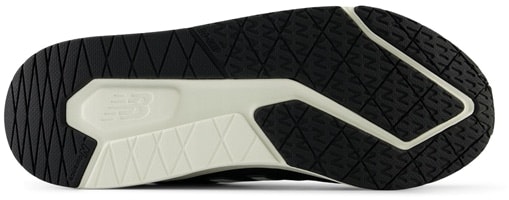 New Balance DynaSoft 900 v2 'Hitam' UA900CB2-2E Shop New Balance DynaSoft 900 v2 'Hitam' UA900CB2-2E