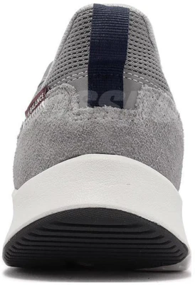New Balance DynaSoft 900W v1 ''Grigio Versatile'' UA900CH1 Lookbook New Balance DynaSoft 900W v1 ''Grigio Versatile'' UA900CH1