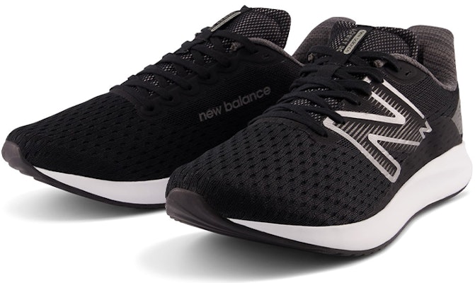 New Balance DynaSoft Lowkey Racer 'Negro Gris' MLWKRLK1 Lookbook New Balance DynaSoft Lowkey Racer 'Negro Gris' MLWKRLK1