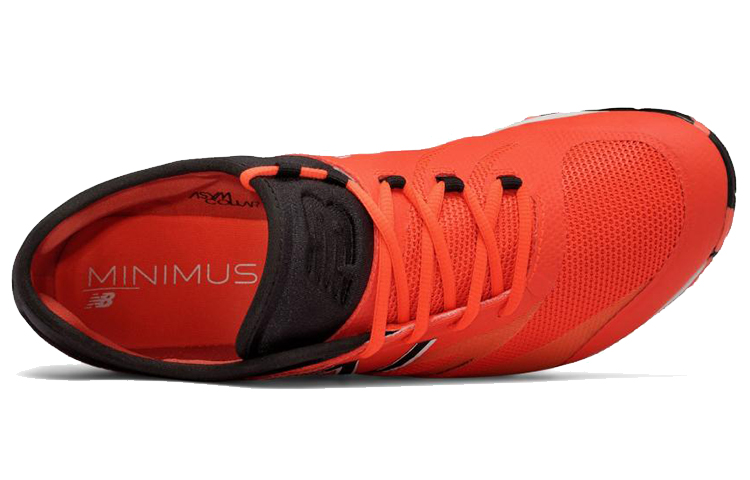 Lookbook New Balance Eksklusif Minimus 20 v6 'Hitam Jingga Putih' MX20OG6