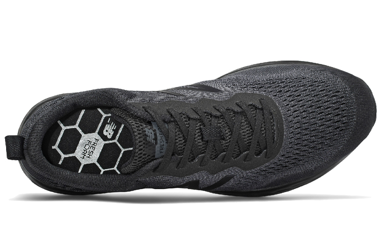 Lookbook New Balance NB Arishi V3系列 低筒 跑步鞋 男款 全黑