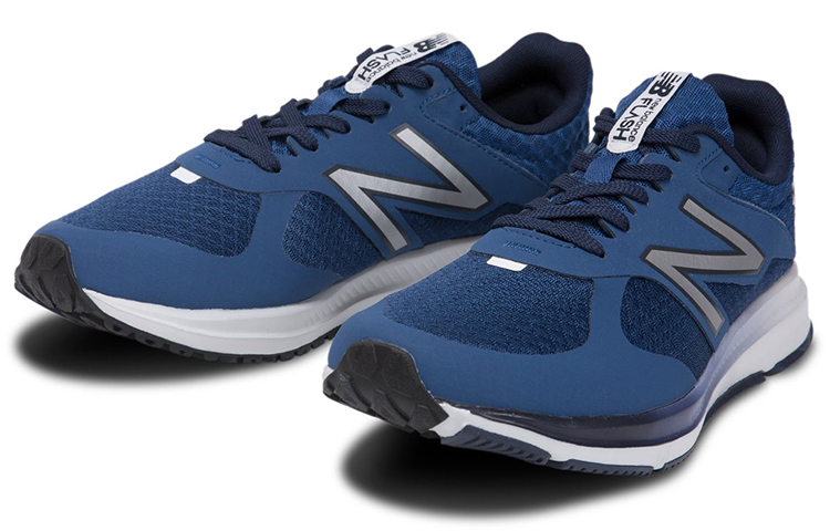 Lookbook New Balance Flash v5 Low-Top Blue MFLSHBB5
