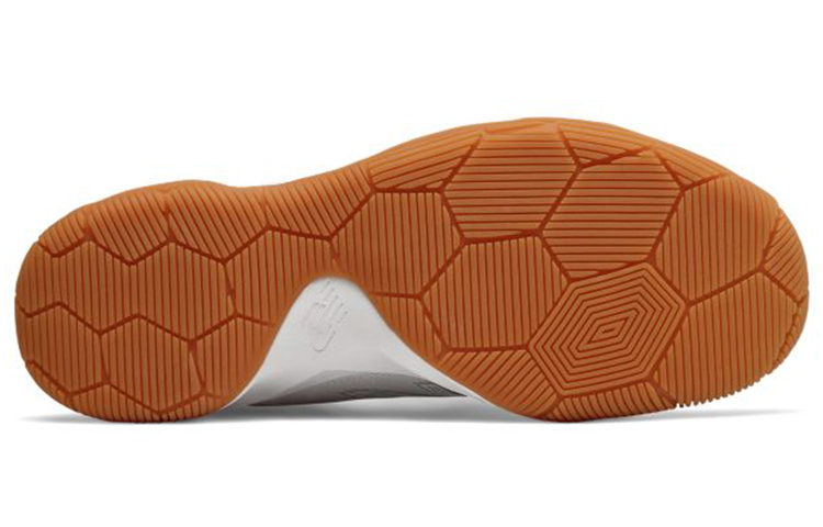 Shop New Balance FreezeLX 2.0 盒式長曲棍球白色