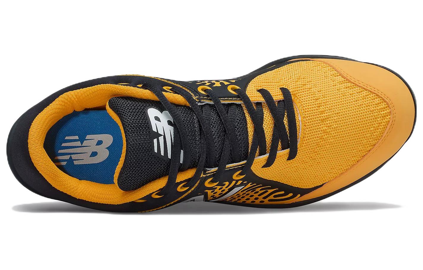 Lookbook New Balance Fresh Foam 3000 v5 Metal 低筒舒適耐磨訓練鞋 黑黃