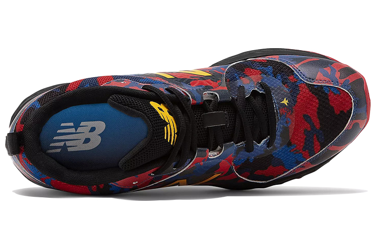 Lookbook New Balance Fresh Foam 3000v5 TF 'Hari Angkatan Bersenjata' T3000MD5