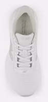 Shop New Balance Fresh Foam 680v9 跑鞋 W680418-D