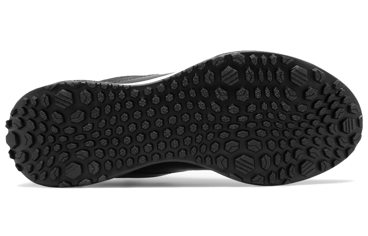 Shop 新百倫 Fresh Foam 950v3 田野運動鞋 "黑白色" MUM950T3