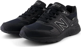 Lookbook New Balance Fresh Foam 'Hitam Abu' MW880GB6