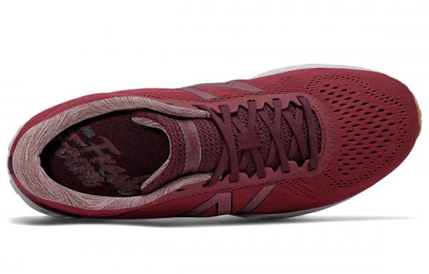 New Balance Fresh Foam Arishi 'Merah Gelap' MARISLM1 Lookbook New Balance Fresh Foam Arishi 'Merah Gelap' MARISLM1