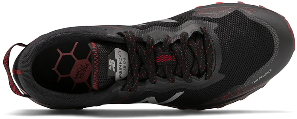 New Balance Fresh Foam Arishi Trail ''Noir Rouge'' MTARISN1 Lookbook New Balance Fresh Foam Arishi Trail ''Noir Rouge'' MTARISN1