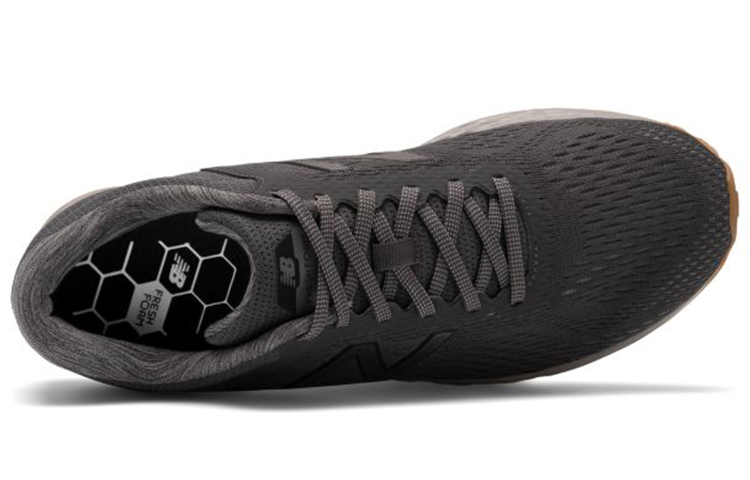 Lookbook New Balance Fresh Foam Arishi v2 ''Magnet'' - Chaussure Running Magnetisée. MARISRG2
