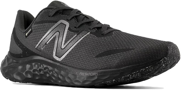 New Balance Fresh Foam Arishi v4 GORE-TEX 'Triple Black' Hitam Polos MARISGB4 Lookbook New Balance Fresh Foam Arishi v4 GORE-TEX 'Triple Black' Hitam Polos MARISGB4