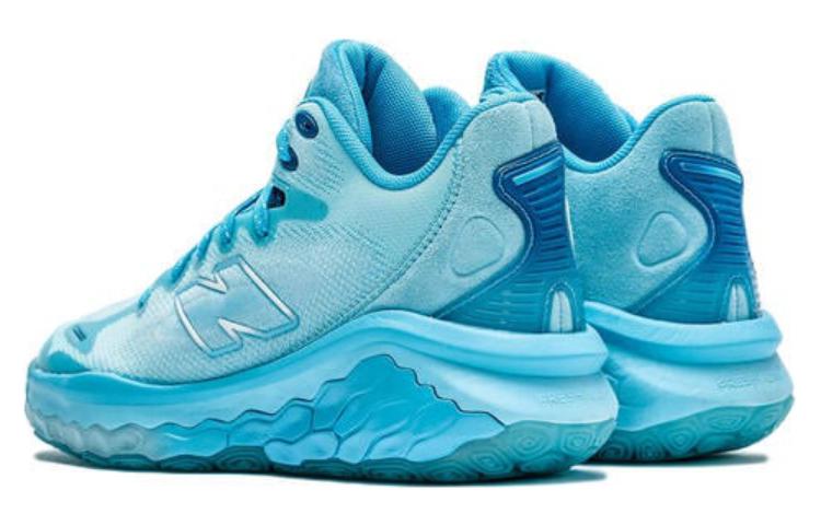 Shop ニューバランス Fresh Foam BB "スカイブルー" BBFRSHSK