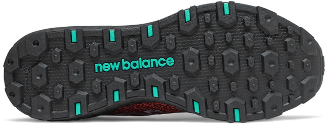 New Balance Fresh Foam Crag v2 黑紅色 Shop New Balance Fresh Foam Crag v2 黑紅色