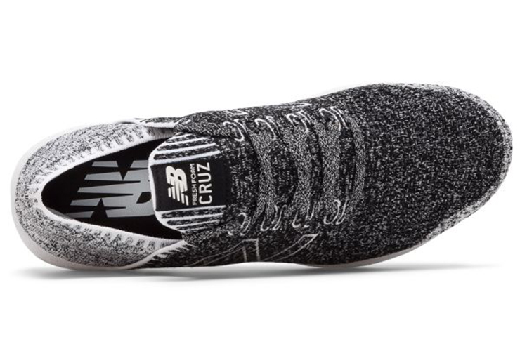 Lookbook 뉴발란스 프레시폼 크루즈v2 삭핏 (블랙/화이트) MCRZSLB2