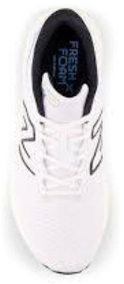 New Balance Fresh Foam Evoz v3 'White' MEVOZRW3 Lookbook New Balance Fresh Foam Evoz v3 'White' MEVOZRW3