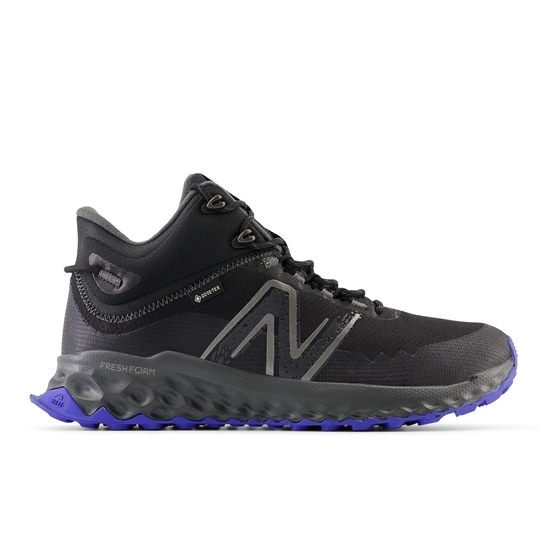Buy New Balance Fresh Foam Garoe Mid-Cut GTX 'Hitam' MTGAMGB1-2E