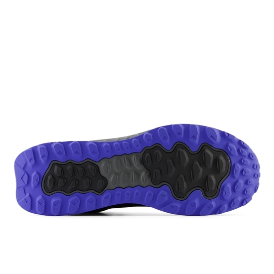 Shop New Balance Fresh Foam Garoe Mid-Cut GTX 'Hitam' MTGAMGB1-2E