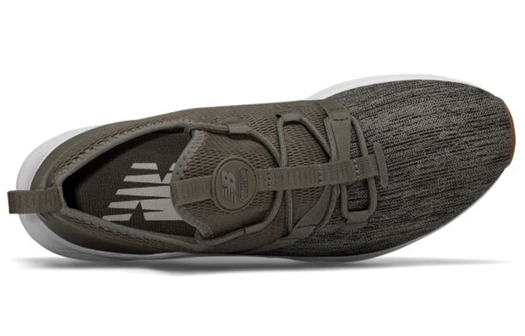 Lookbook New Balance Fresh Foam Lazr Denim Verde 'Oliva'. MLAZRSO