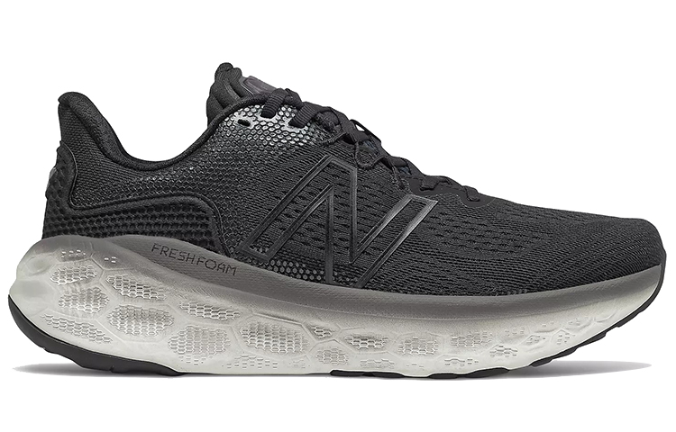 Order New Balance Fresh Foam More v3 ''Zwart Magnet'' MMORLK3