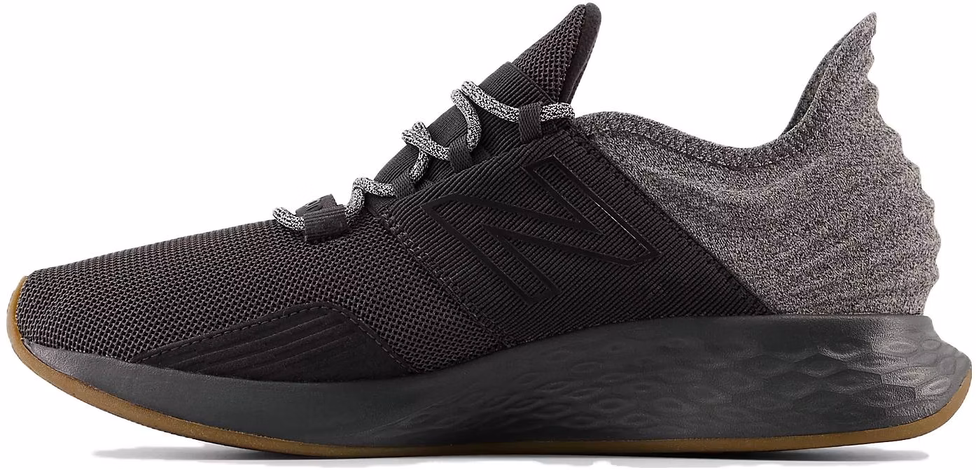 new-balance-fresh-foam-roav-blacktop-gum