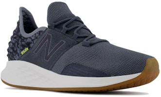 New Balance Fresh Foam Roav 'Kelabu Getah' MROAVPG1 Lookbook New Balance Fresh Foam Roav 'Kelabu Getah' MROAVPG1