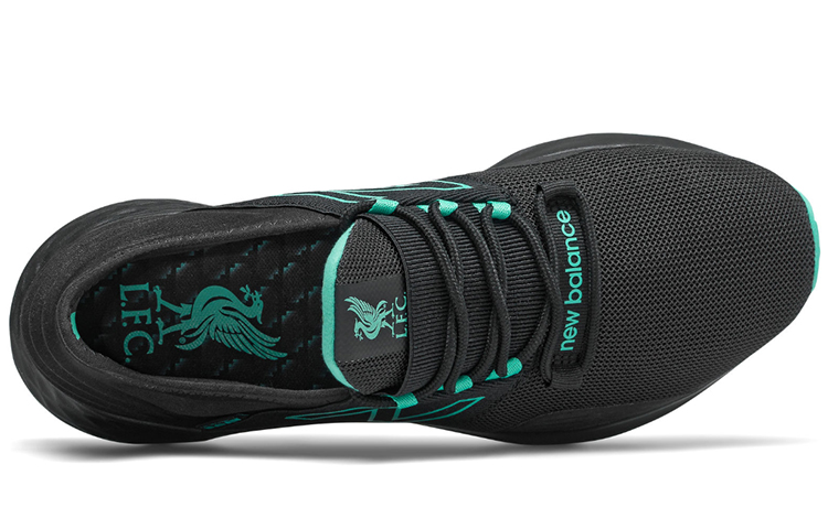 Lookbook New Balance Fresh Foam Roav Liverpool FC D-Wide Schwarz/Grün MROAVLF1