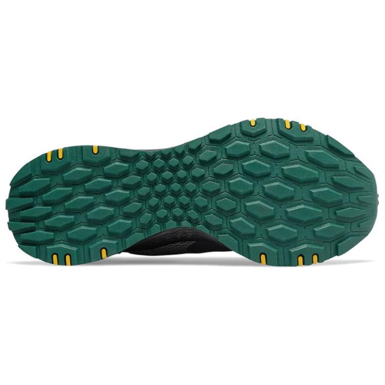 Shop New Balance Fresh Foam Roav Trail "灰色" 运动鞋 MTROVRC