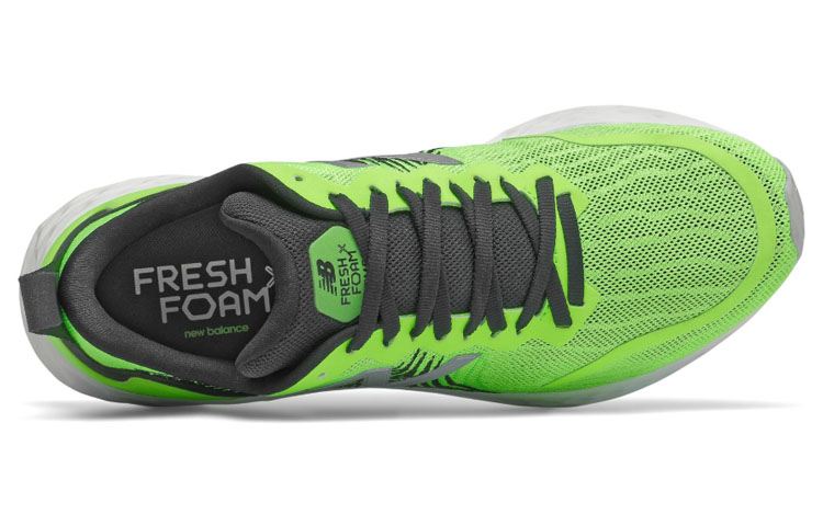 Lookbook New Balance NB Fresh Foam 低幫 跑步鞋 男款 螢光綠