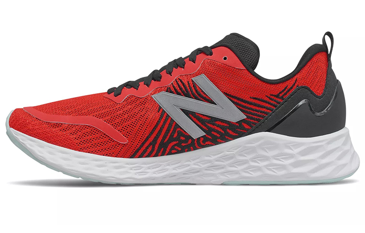 Buy ニューバランス フレッシュフォーム テンポ "ベロシティレッド" MTMPOCR